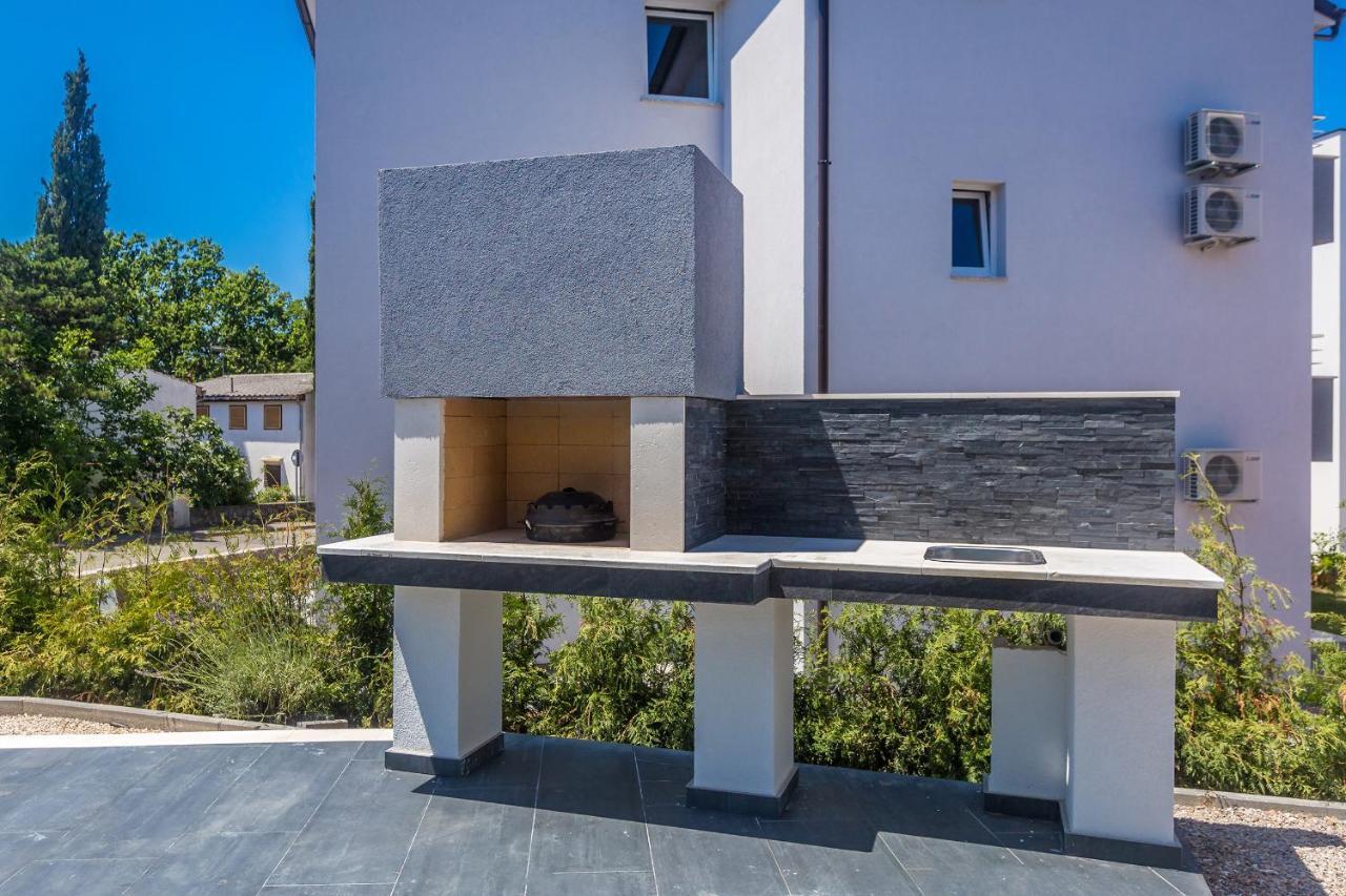 Luxury Apartment Noa Nijvice Zewnętrze zdjęcie