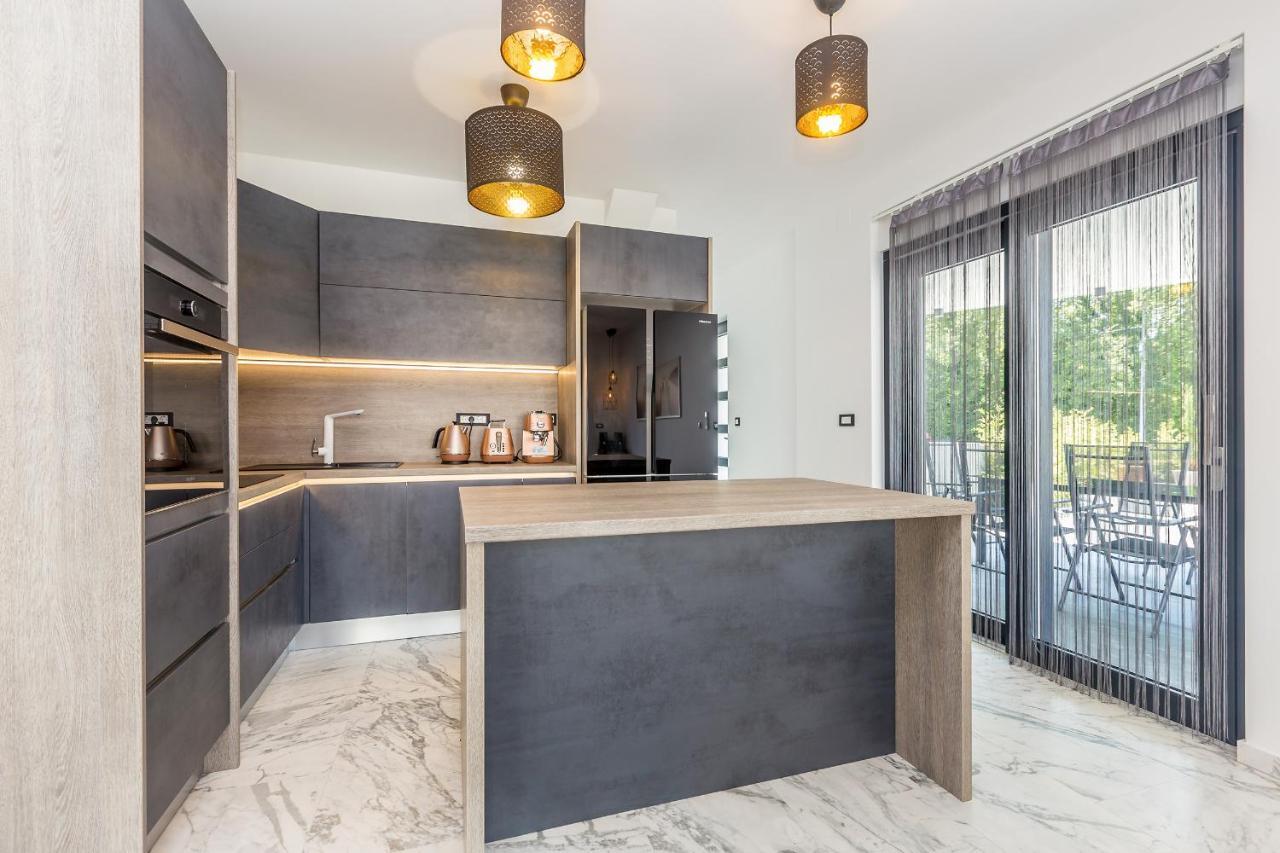 Luxury Apartment Noa Nijvice Zewnętrze zdjęcie