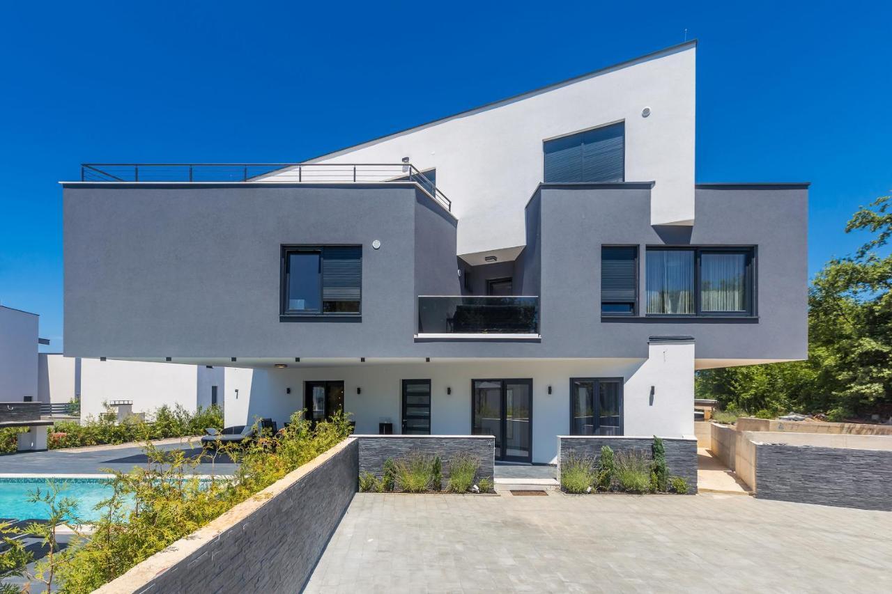 Luxury Apartment Noa Nijvice Zewnętrze zdjęcie